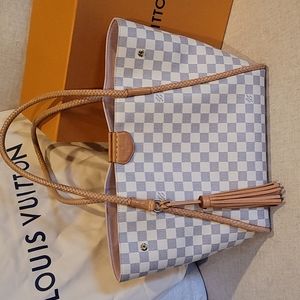 Louis Vuitton Propriano (authentic)